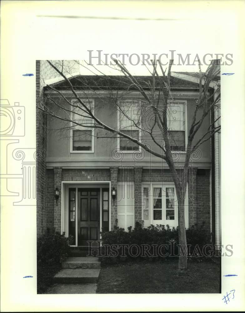 1991 Press Photo Real estate house mug of 806 Rue Chartes, Delimon Place - Historic Images