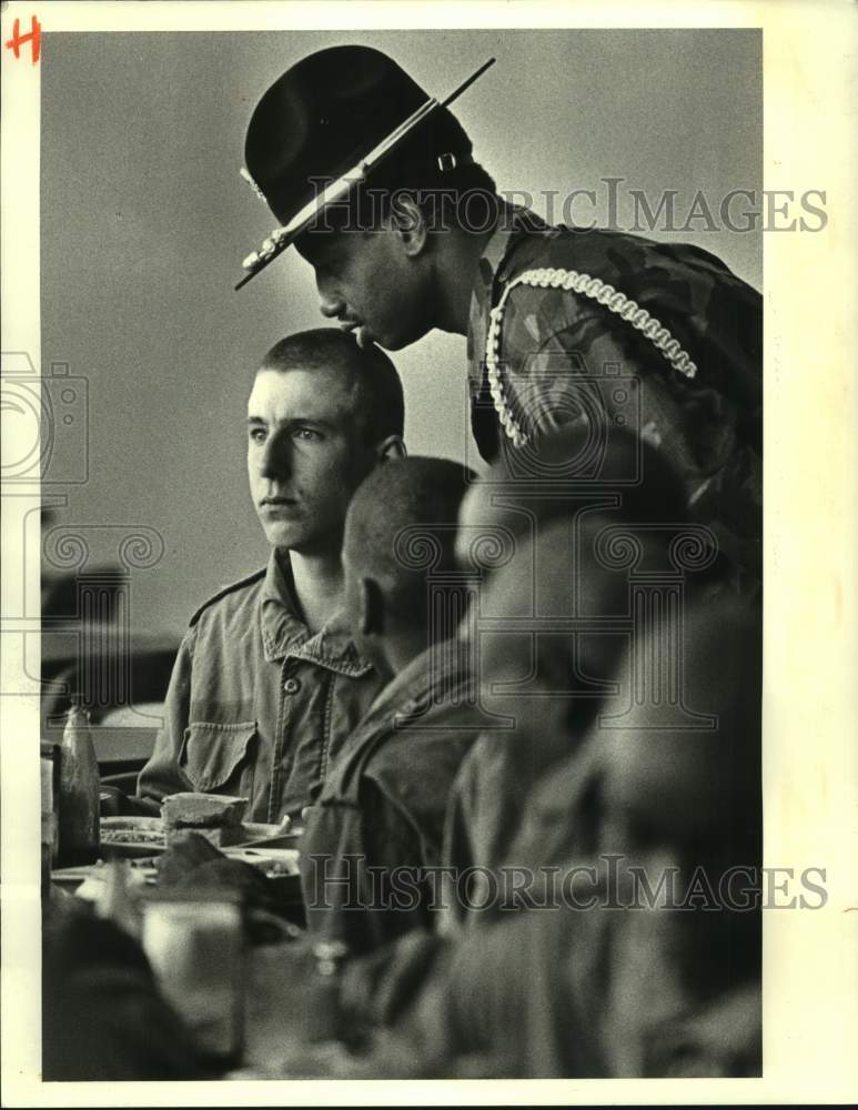 1987 Press Photo Prisoners in the &quot;Boot Camp&quot; at Hunt Correctional Center - Historic Images