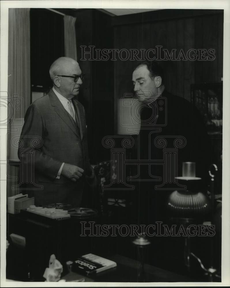 1967 Press Photo Rev. M.V. S.J. Jarreau with Representative F. Edward Herbert - Historic Images