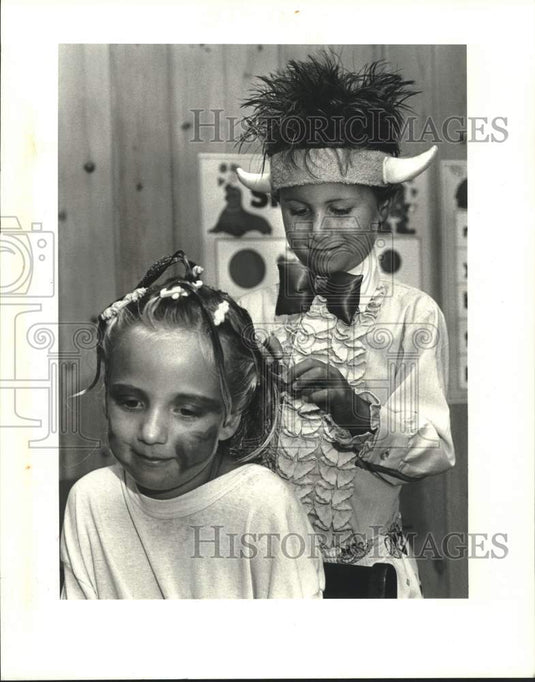 1987 Press Photo Jennifer Lambert & Dusty Cicero- Mardi Gras Week- Rudolph Matas - Historic Images
