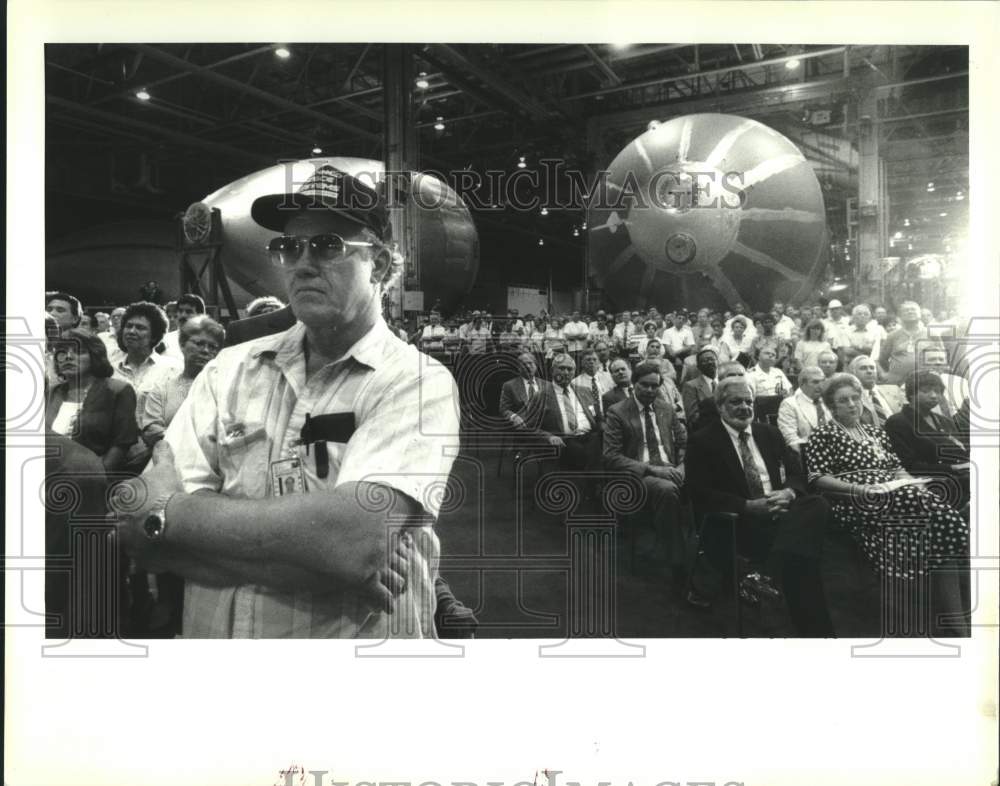 1992 Press Photo Martin Marietta workers attend a program of NASA&#39;s Safety Award - Historic Images