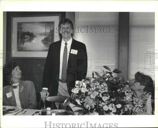 1992 Press Photo Don Marshall, Executive Director of St. Tamany Art Association - Historic Images