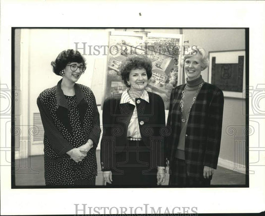 1992 Press Photo Valerie Marcus, Peggy Good, Sandra Freeman- Women Realtors - Historic Images