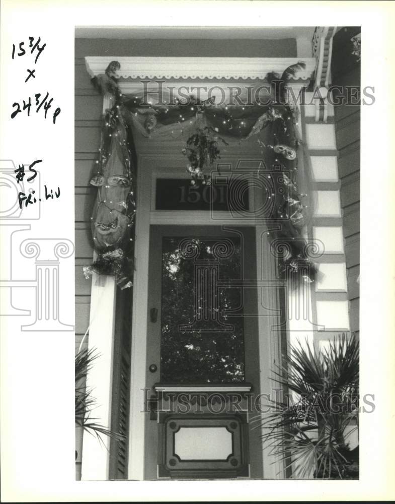 1993 Press Photo House at 1502 South Carrollton Avenue decorated for Mardi Gras - Historic Images