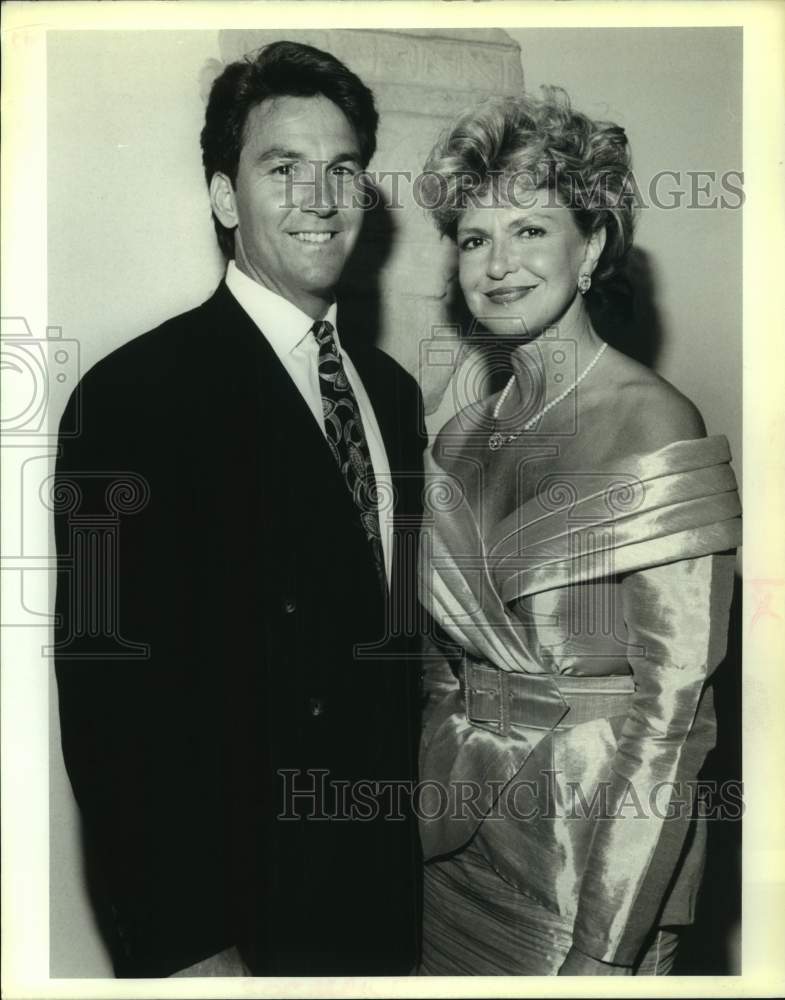 1993 Press Photo Kenny Lobell and Jude Davis at Tigard United Methodist Church - Historic Images