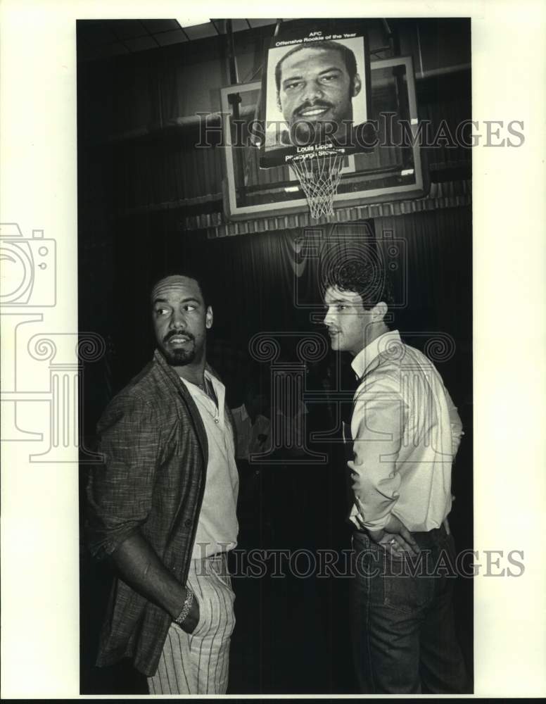 1986 Press Photo Louis Lipps and Timmy Byrd at Louis Lipps Appreciation Day. - Historic Images