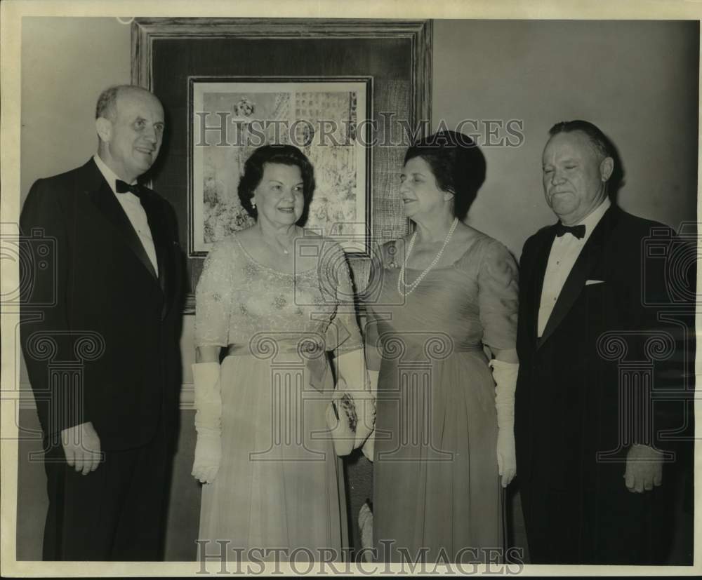 1966 Press Photo Delegates at the Performing Arts Gala at the Roosevelt Hotel - Historic Images