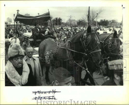 1992 Press Photo Funeral Procession Of Glenn V. Jeanmarie Of The Imani Temple - Historic Images