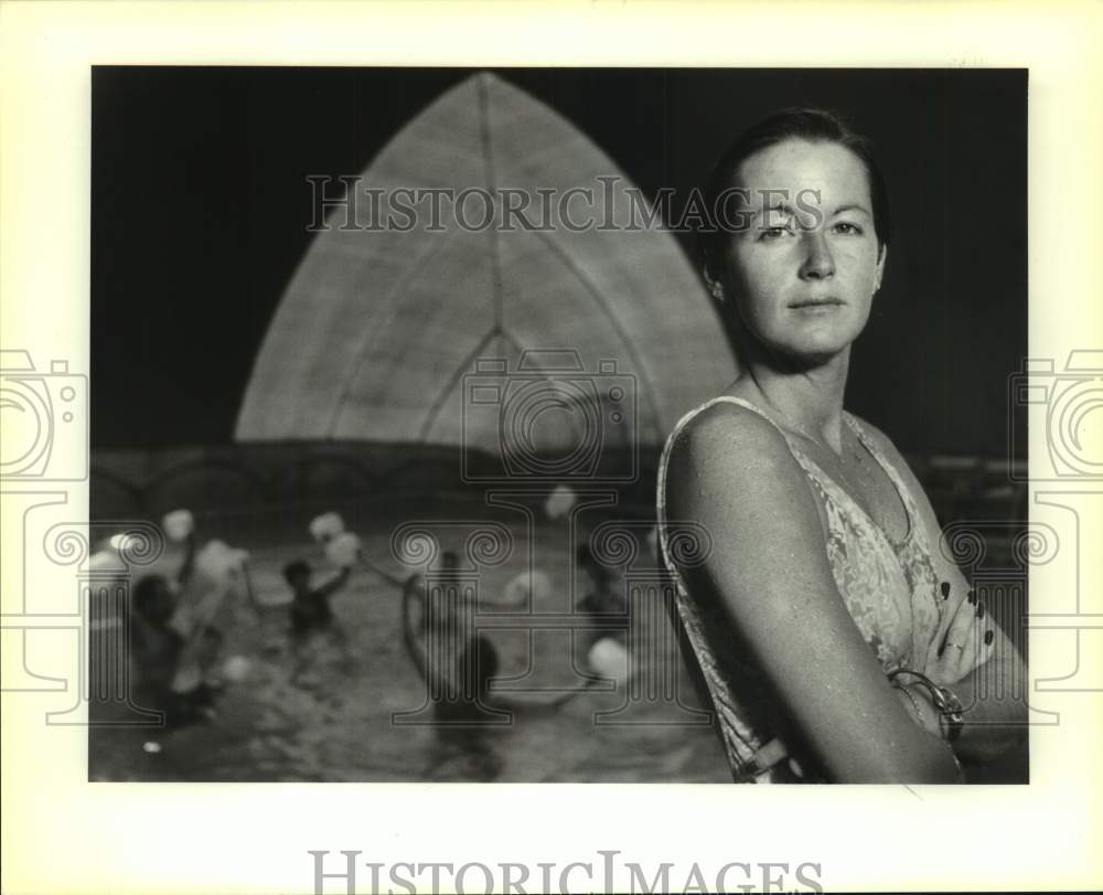 1992 Press Photo Vanessa Lingle, water aerobics teacher at the Kenner YMCA - Historic Images