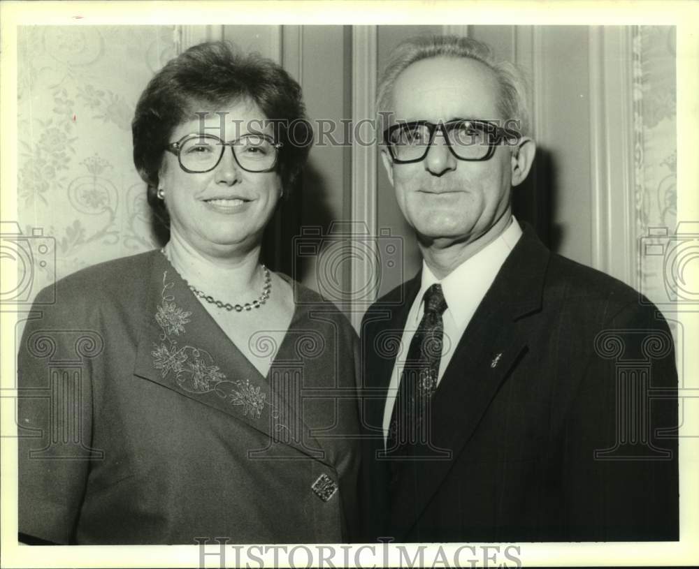 1993 Press Photo Cathryn &amp; John Lombard during a Sugar Bowl Party - Historic Images