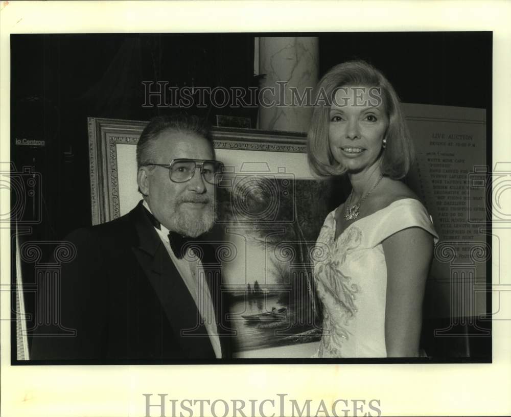 1991 Press Photo Larry &amp; Mary Katherine Lonatro at the Opera Ball - Historic Images