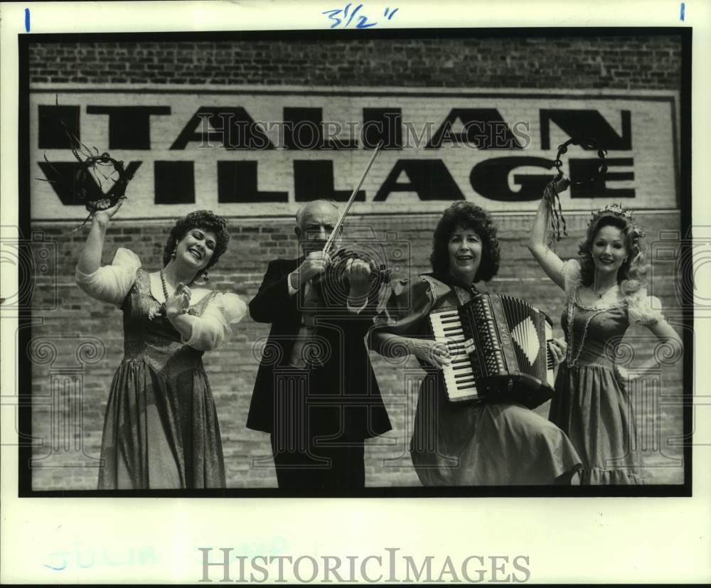 1988 Press Photo Musical Performance Outside Italian Village, New Orleans - Historic Images