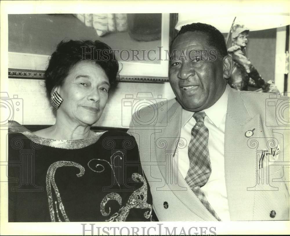 1995 Press Photo Elmenia Johnson and Mack B. Johnson at a social event - Historic Images