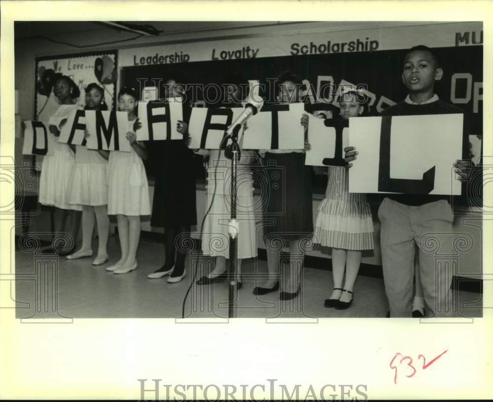 1989 Press Photo Soul Food Festival at Murray Henderson Elementary in Algiers - Historic Images