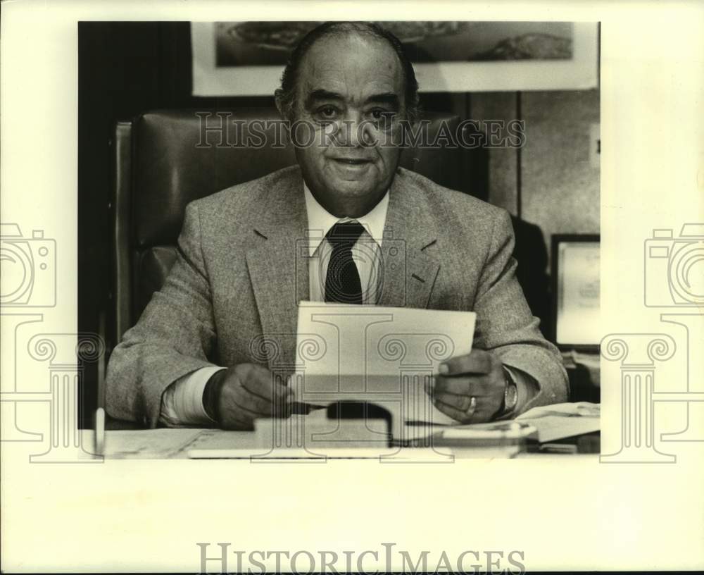 1988 Press Photo Joseph Maggiore-Director of Jefferson Parish Manpower Program - Historic Images