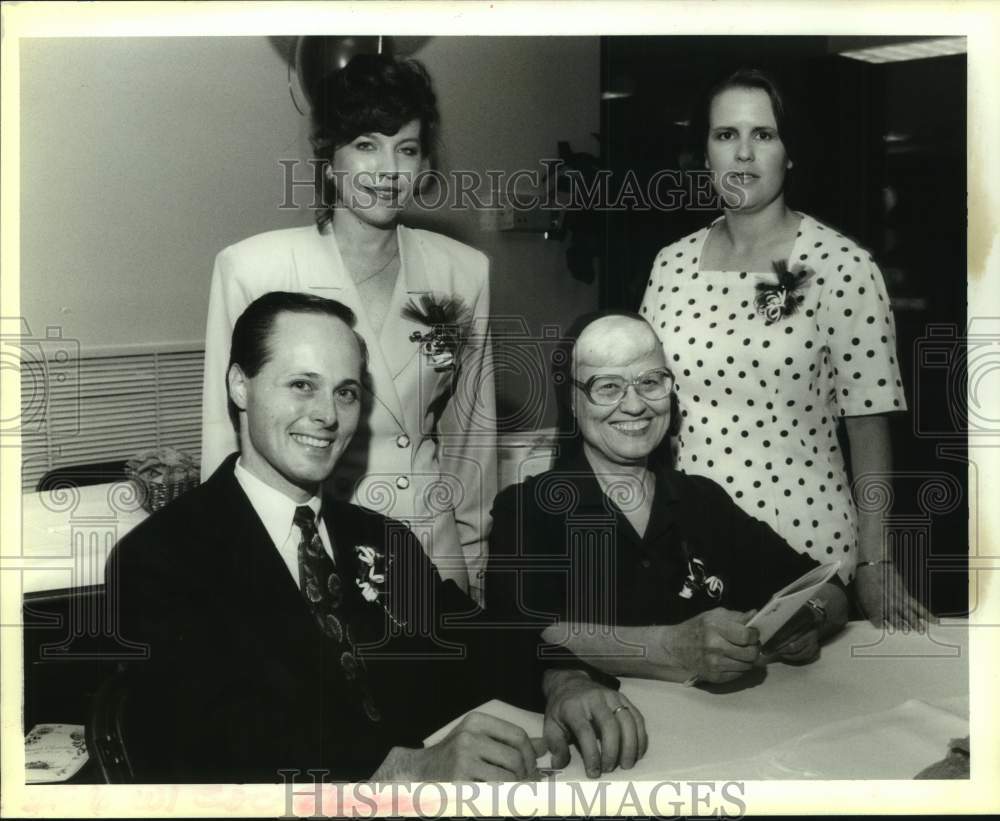 1994 Press Photo Attendees at Sweet Charities event - Historic Images