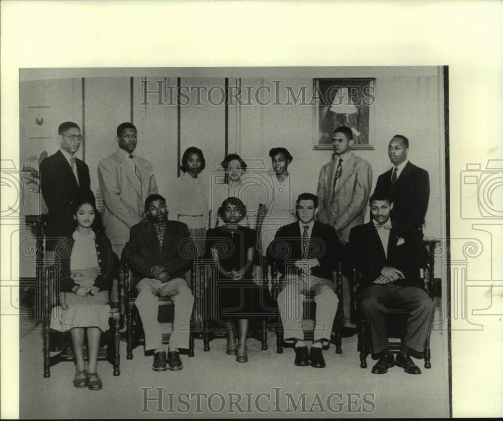 Press Photo Ernest N. &quot;Dutch&quot; Morial, fourth from left at bottom, future mayor - Historic Images