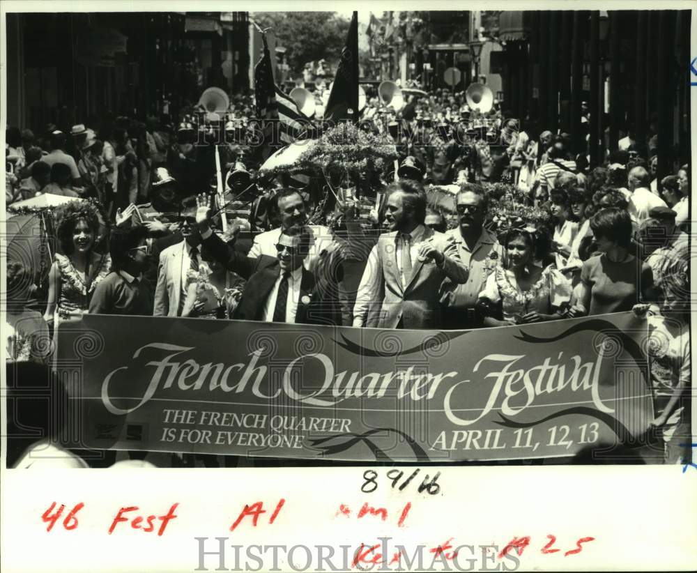 1986 Press Photo Mayor Dutch Morial leads French Quarter Festival parade - Historic Images