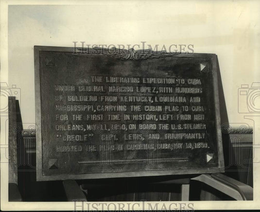 Press Photo Plaque from building which used to stand at 632 Poydras Street - Historic Images
