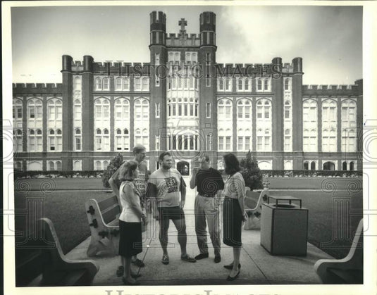 1992 Press Photo Group of musicians from Rouen, France tour Loyola University - Historic Images