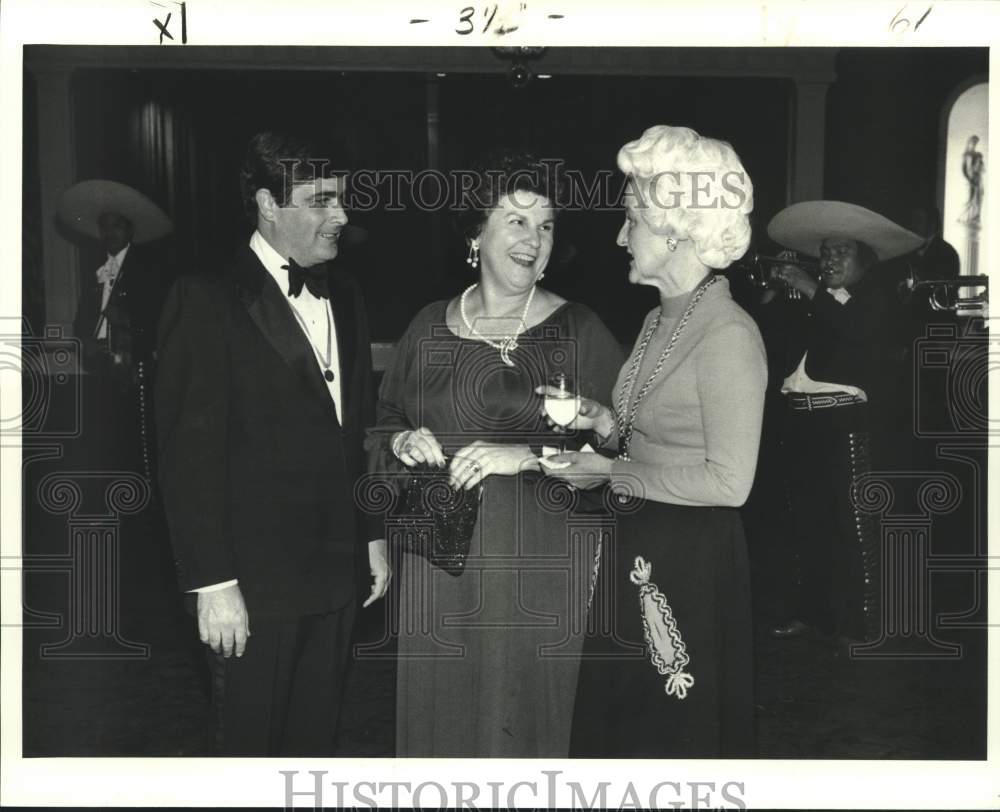 1979 Vilma Jefferson with Robert Macdonald, Barbara Buchanan - Historic Images