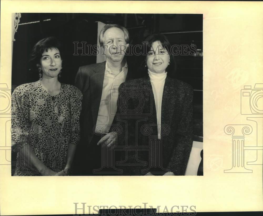 1992 Press Photo Cathy Shepard, John Lyles, Julie Nuzum at SPCA event - Historic Images