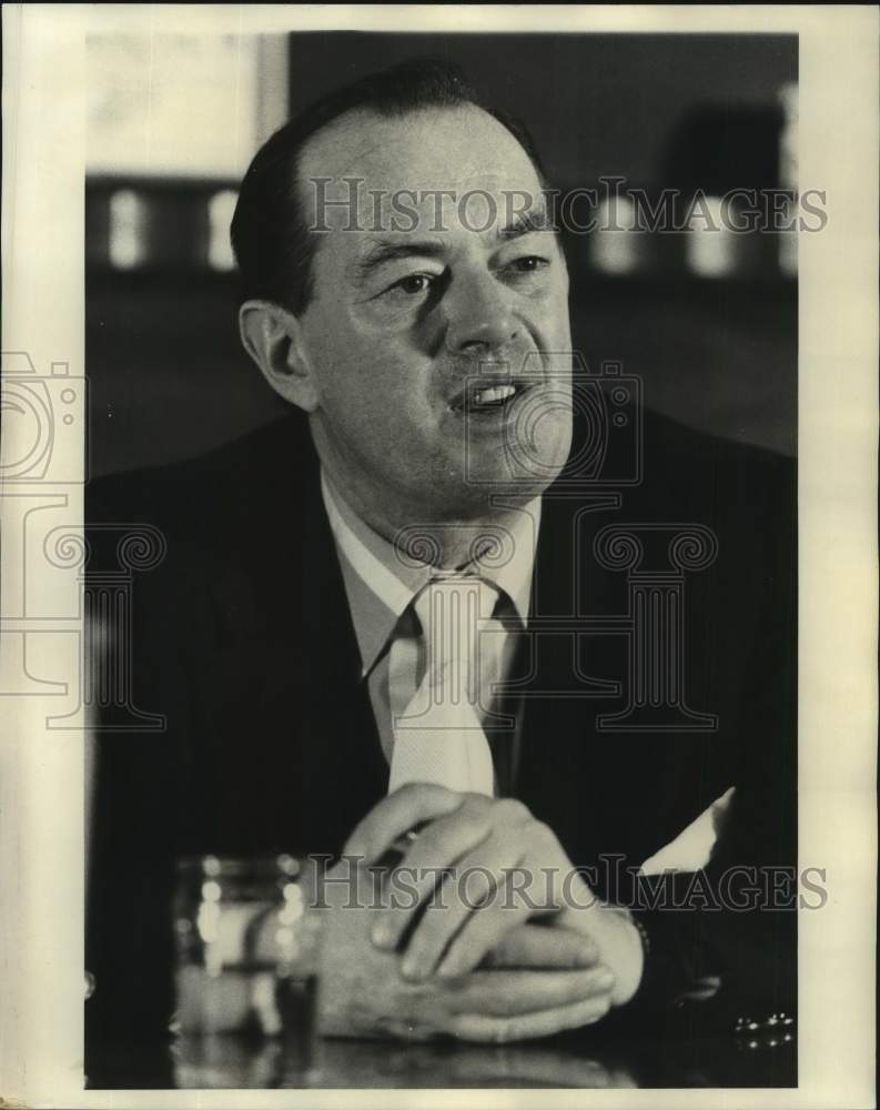 1975 Press Photo William Manchester, author - Historic Images