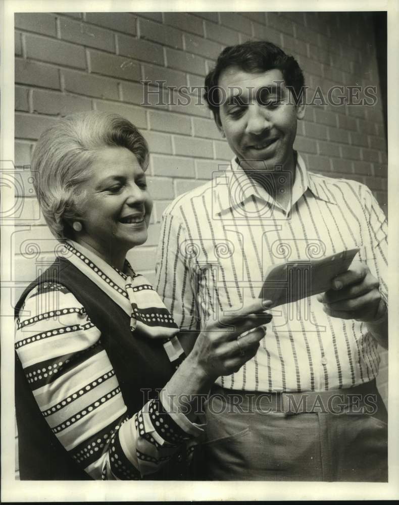 1970 Mrs. William Leon and Marvin Jacobs of N.O. Jewish Welfare Fund - Historic Images