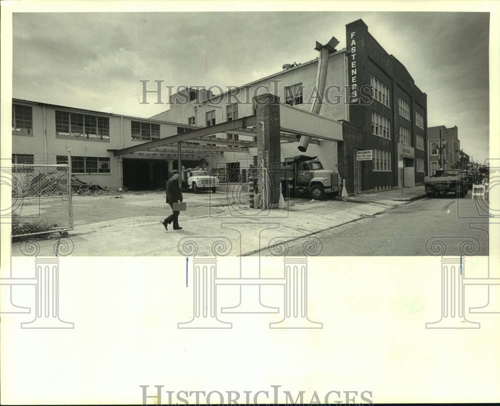 Press Photo Fasteners warehouse will be renamed Magazine Place-New Orleans - Historic Images