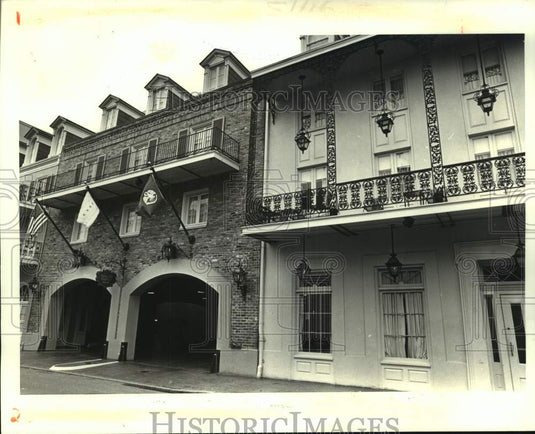 1987 Press Photo Exterior of the Mason Dupuy - Historic Images