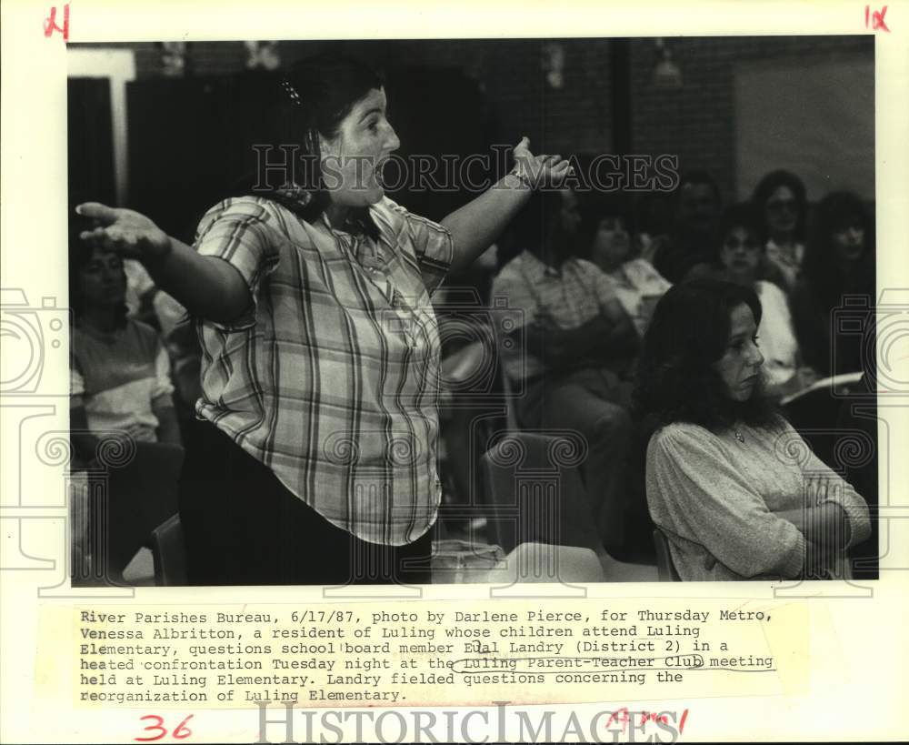 1987 Press Photo Venessa Albritton attends Luling Parent-Teacher Club meeting - Historic Images