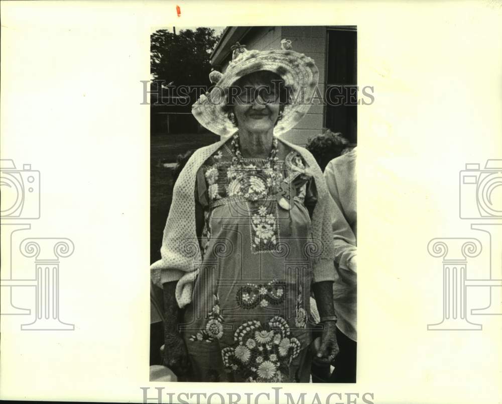 1987 Press Photo Florence Graft- Easter Hat winner- Maison Orleans Nursing Home - Historic Images