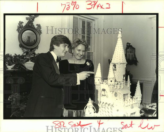 1989 Press Photo Mason McCarthy & Charlotte Whann at Catherine Grisworld Debut - Historic Images