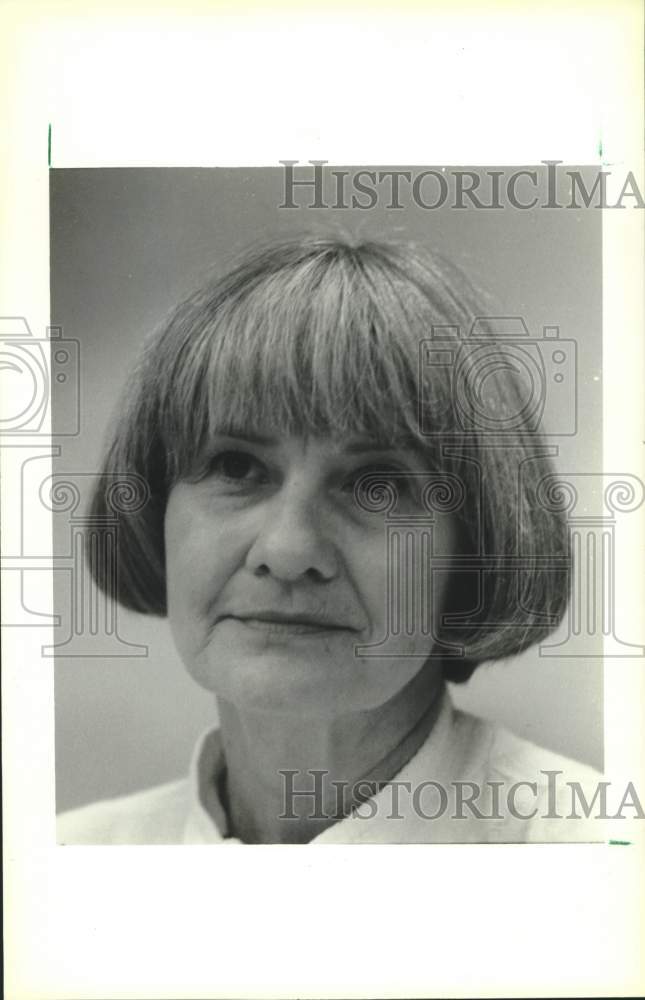 1988 Press Photo Mrs. George Mayfield, president of Lake Vista Garden Club - Historic Images