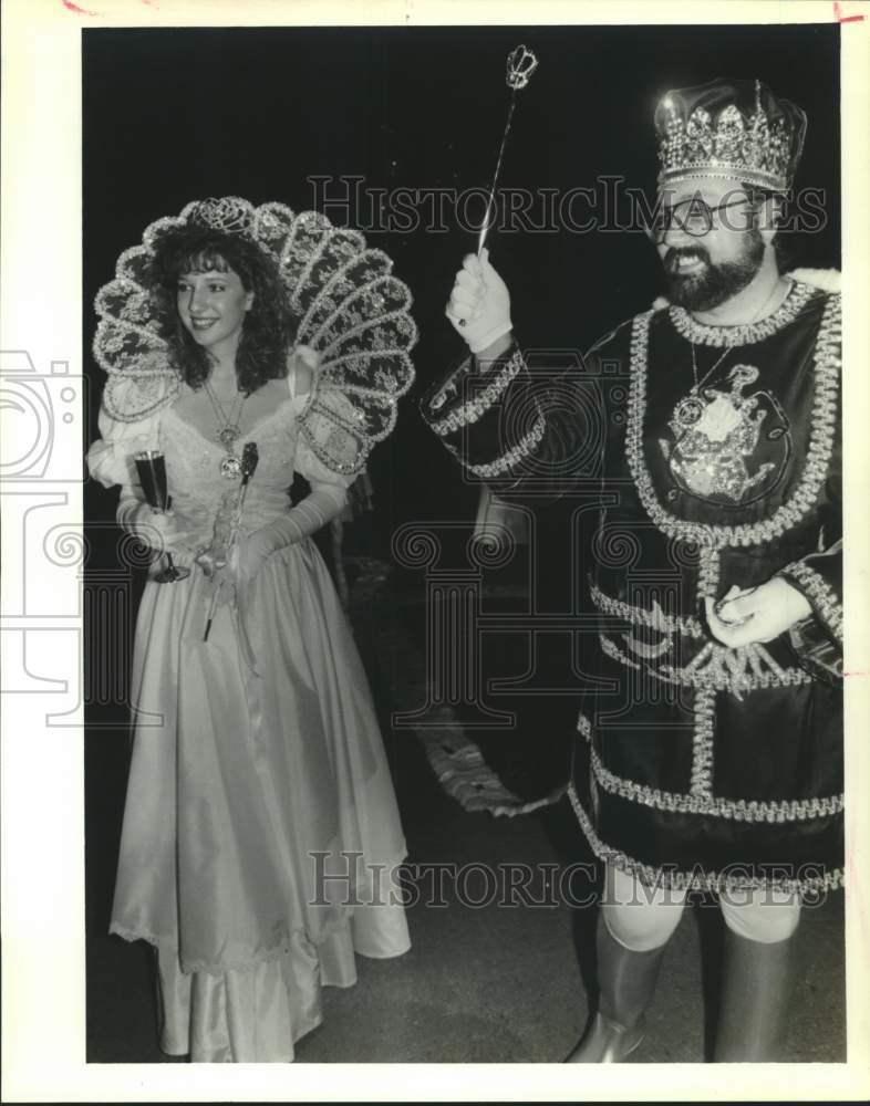 1988 Press Photo King Neptune IX and Queen IV at Krewe of Bilge Mardi Gras - Historic Images