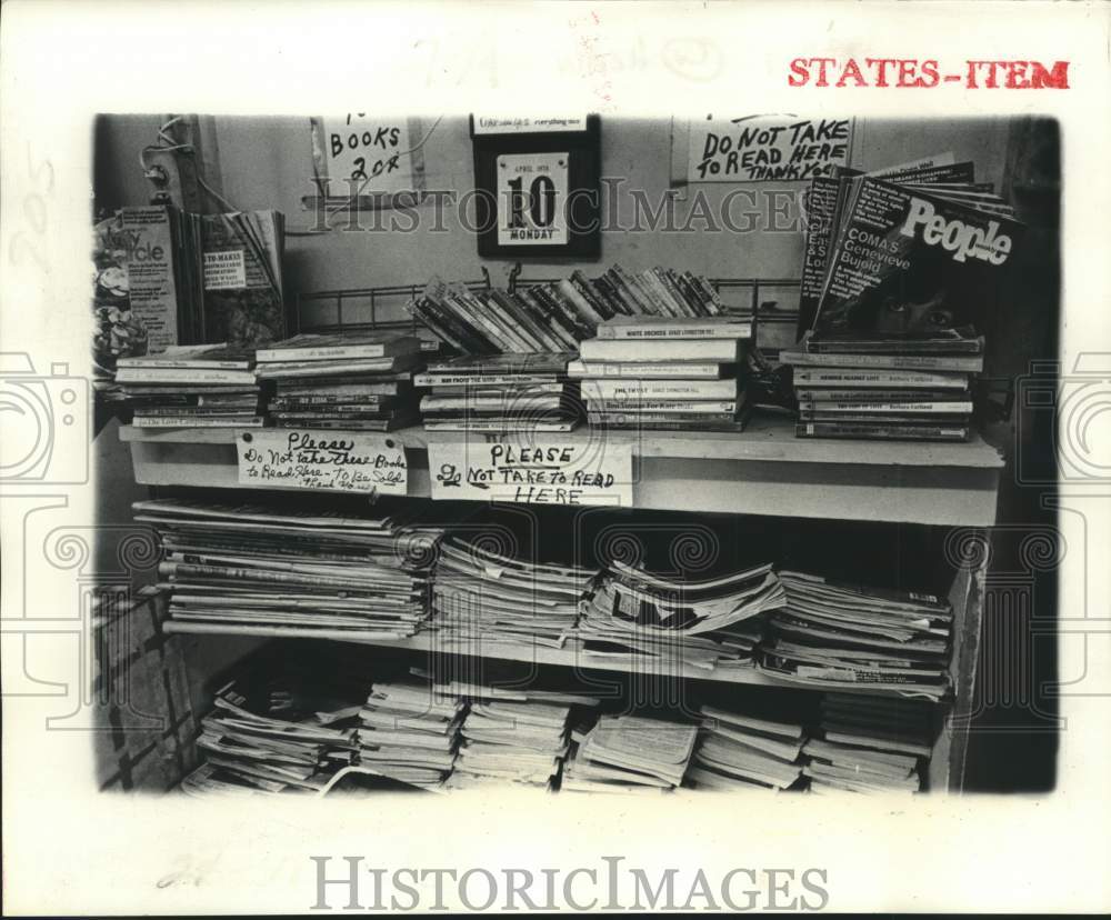 1978 Second-hand books for sale at the J&C Coin Wash - Historic Images