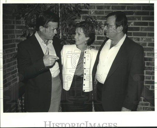 1988 Press Photo Lynn Reilly Ives and others attend 25th reunion for Fortier - Historic Images