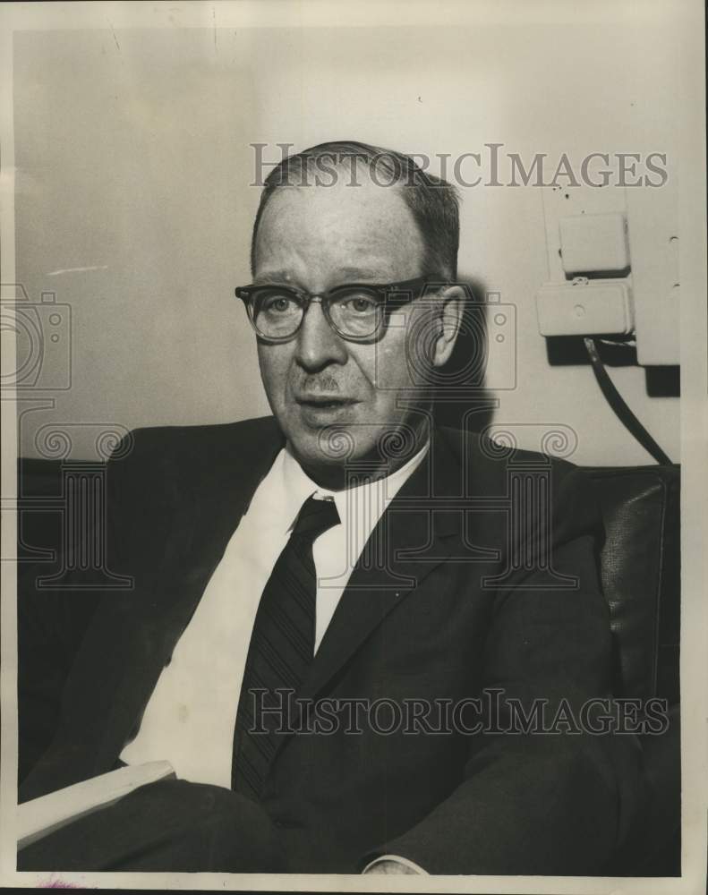 1962 Visiting Gynecologist Dr. John McKelvey at LSU Medical School-Historic Images