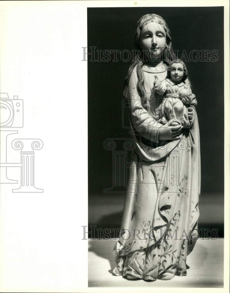 1993 Press Photo Ivory statue of Madonna from the Dominican Sisters - Historic Images