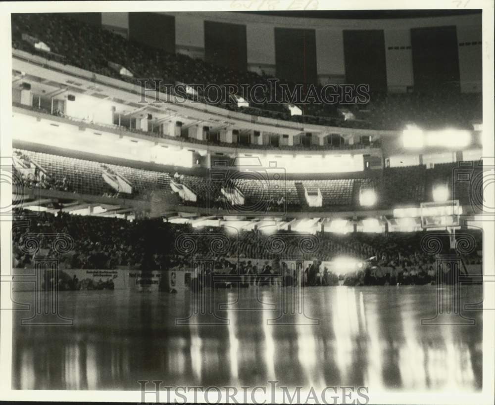 1979 Press Photo Superdome, New Orleans dark return for Scotty Robertson - Historic Images