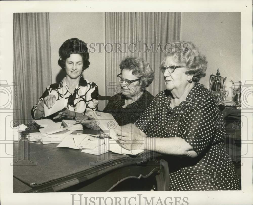 1971 E.H. Montagnet jr., E.D. Whitmore and J.K. Mcnamara sort ticket - Historic Images