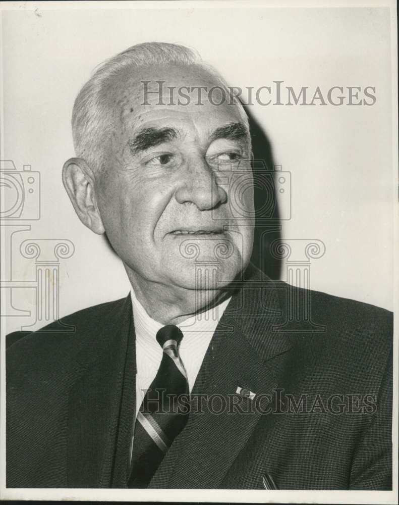 1964 Press Photo Vice Admiral John L. McCrea - nob79400-Historic Images