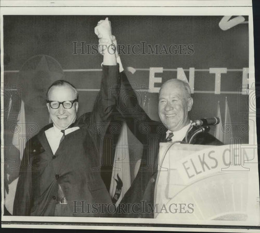 1968 Press Photo Edward McCabe Grand Exalted Ruler & outgoing Robert E. Boney-Historic Images