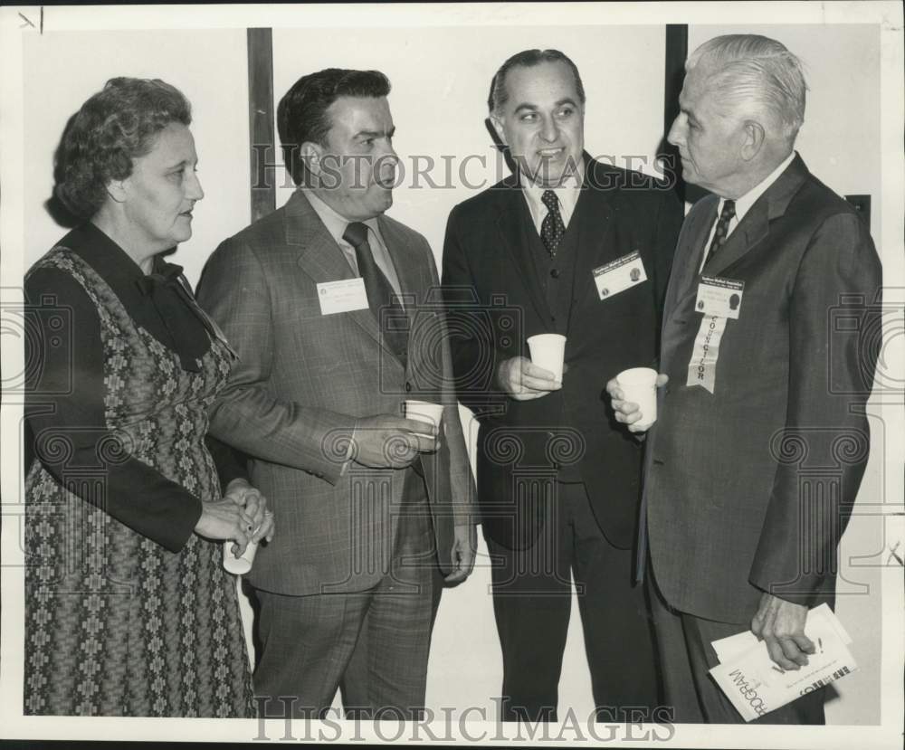 1972 Press Photo Attendees of Southern Medical Association convention-Historic Images