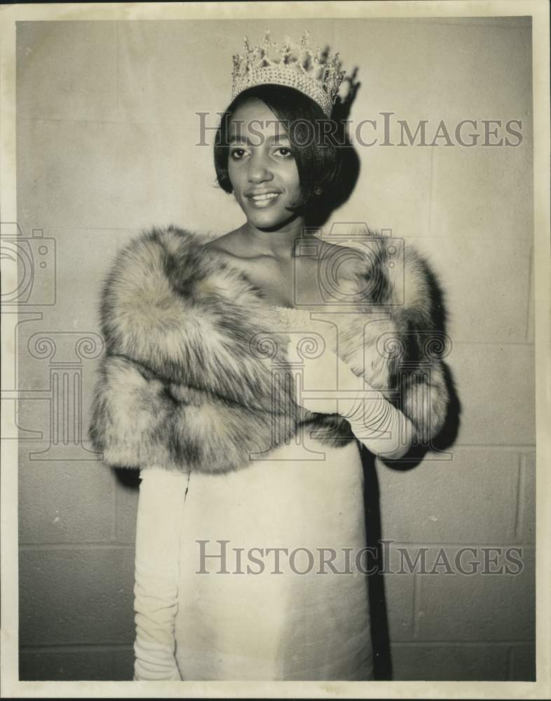 1969 Miss Shirley Mobley, Miss SUNO-Historic Images