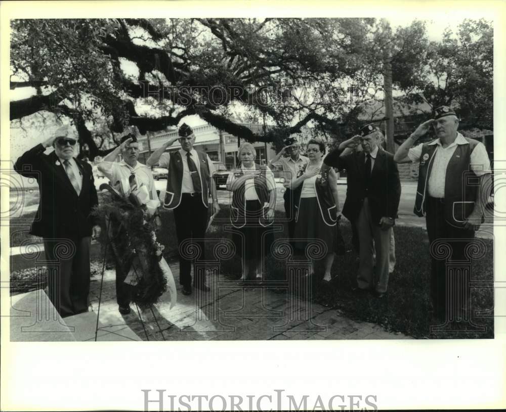 1971 American Legion members during Memorial Day ceremony, Covington - Historic Images