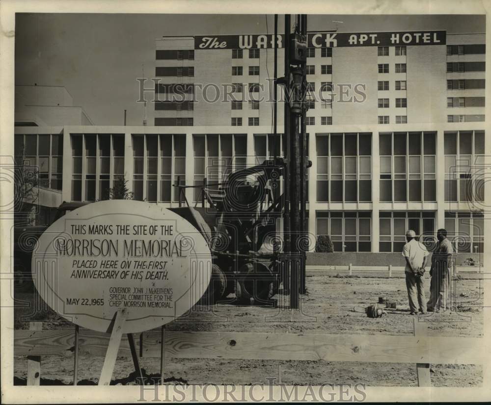 1965 Press Photo Construction of Chep Morrison Memorial Park in Duncan Plaza - Historic Images