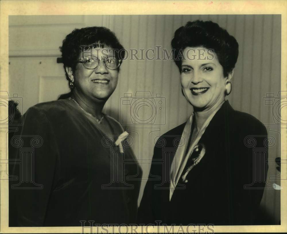 1994 Press Photo YWCA - Cynthia Zeno, Gilda Mares - nob84667 - Historic Images