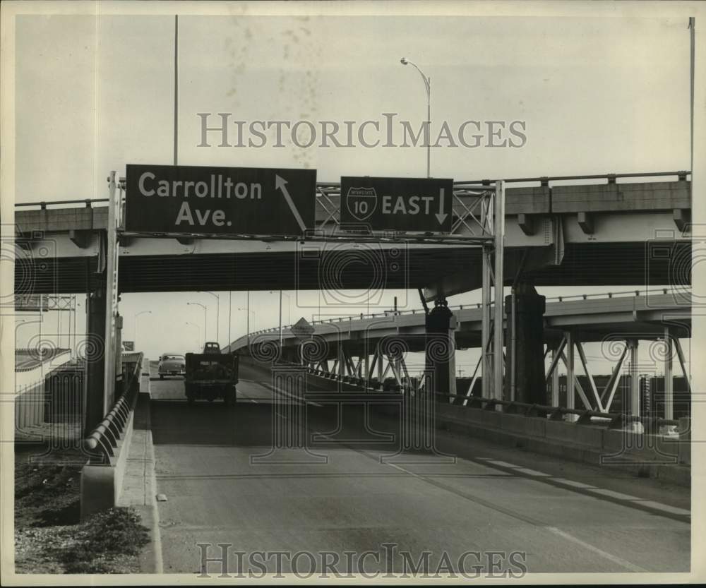 1960 View of Pontchartrain Expressway going to Carrollton Avenue - Historic Images