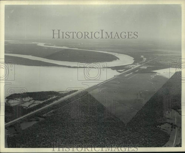 1973 General view of the Morganza Floodway Control Structure - Historic ...